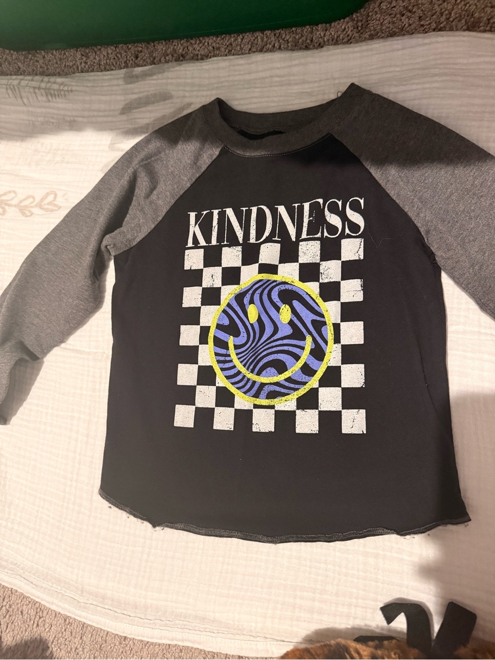 Kids Black & Gray 'Kindness' Graphic Raglan Long Sleeve Tee